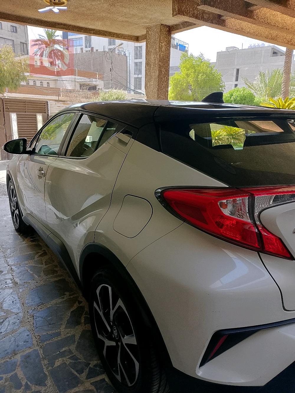 تويوتا سي اتش ار